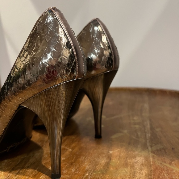 Vintage Via Spiga 4” Metallic heels - Picture 12 of 15